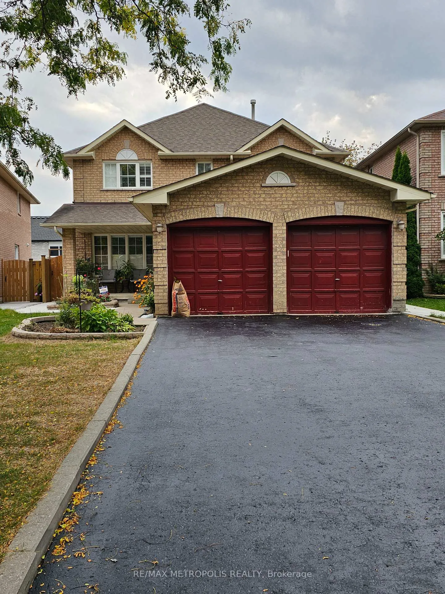 Photo 2 of Unit Bsmt, 1595 Otonabee Drive, Pickering, Amberlea — HOMEH