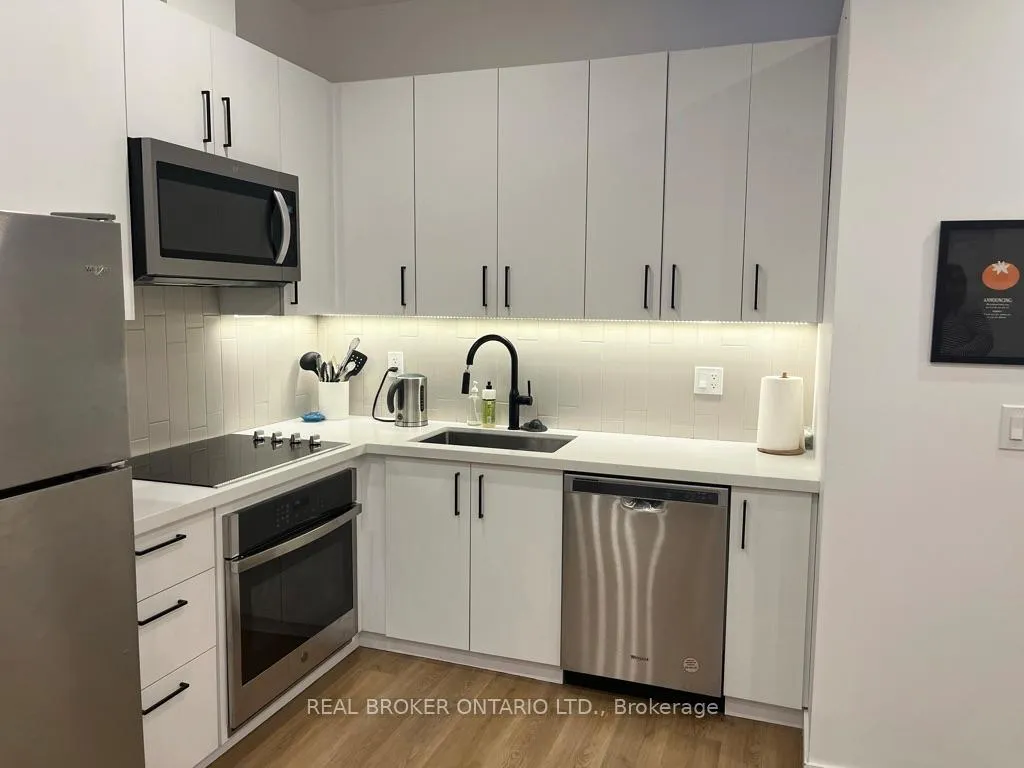 Photo 6 of Unit Upper Level, 19 Busy Street, Toronto, South Riverdale — HOMEH