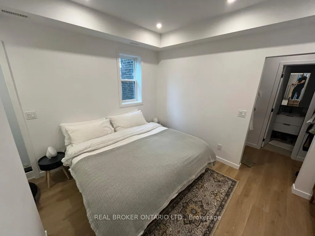 Photo 7 of Unit Upper Level, 19 Busy Street, Toronto, South Riverdale — HOMEH