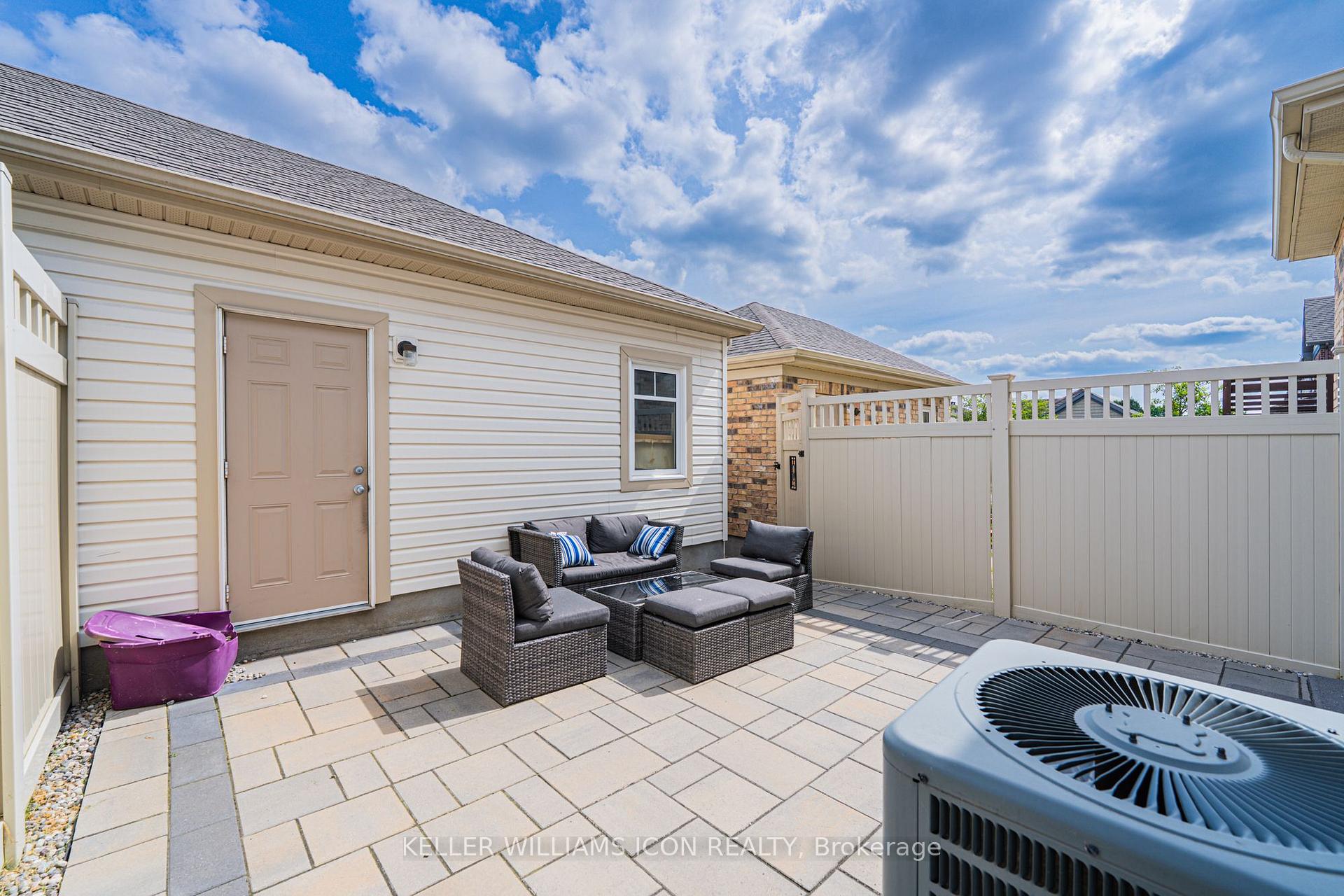 Photo 6 of 246 Longfields Drive, Ottawa, Barrhaven - Longfields — HOMEH