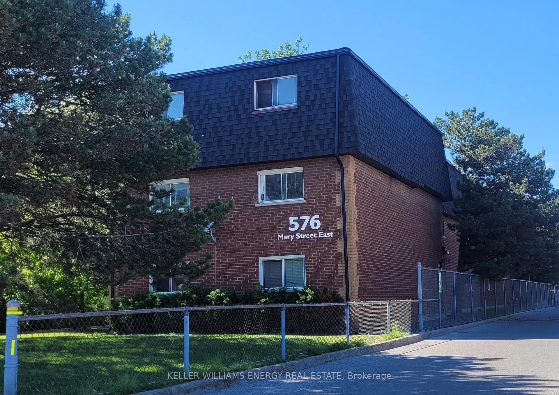 Photo 1 of Unit 305, 576 Mary Street E, Whitby, Downtown Whitby — HOMEH