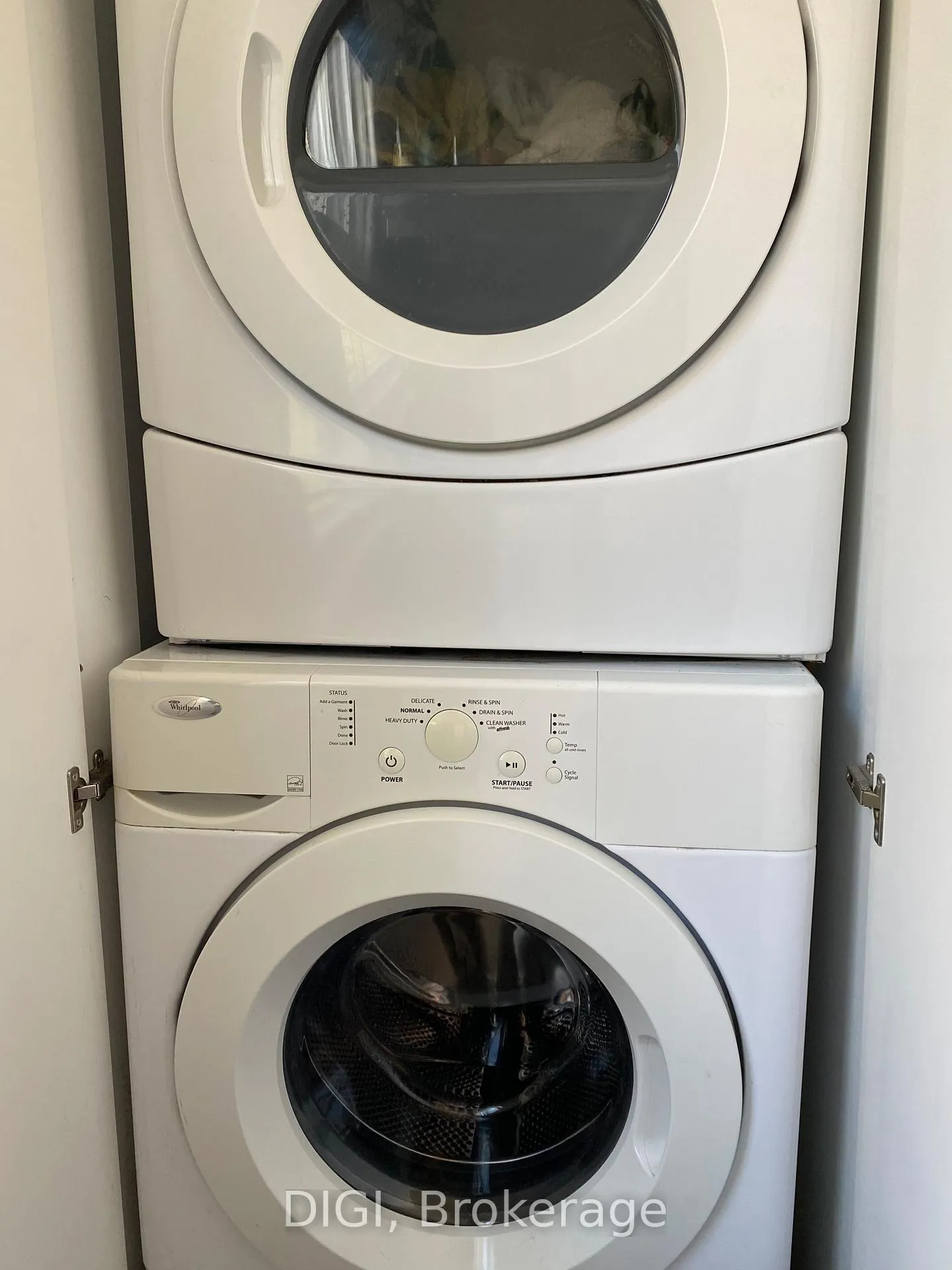 Photo 11 of Unit Upper, 1 Arundel Avenue, Toronto, Playter Estates-Danforth — HOMEH