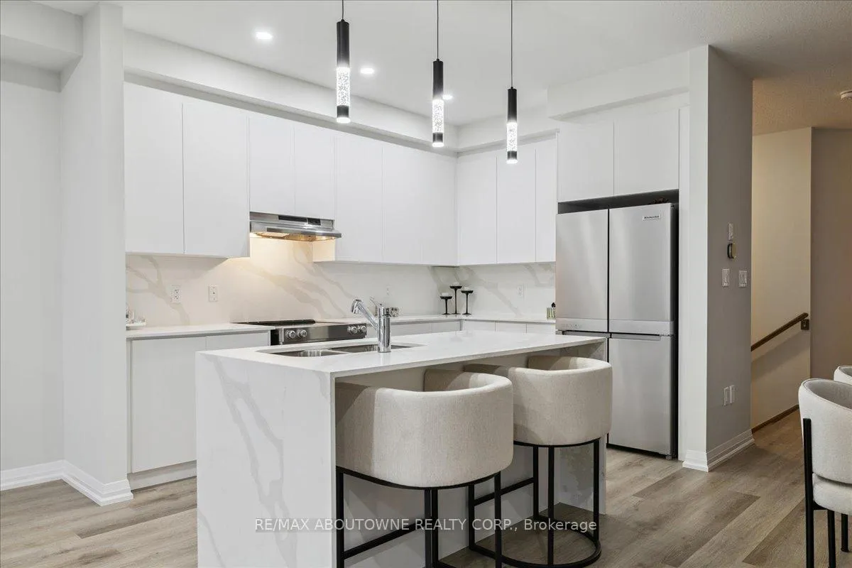 Photo 20 of 193 Lormont Boulevard, Hamilton, Stoney Creek — HOMEH