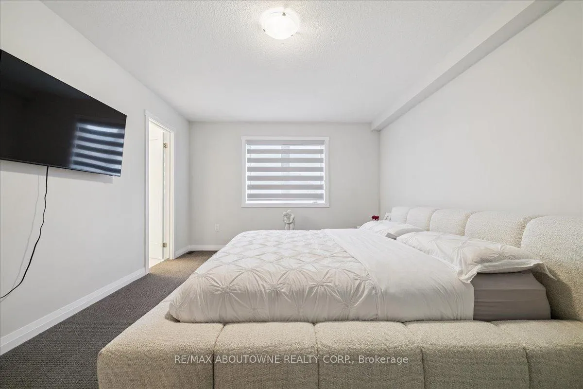 Photo 28 of 193 Lormont Boulevard, Hamilton, Stoney Creek — HOMEH