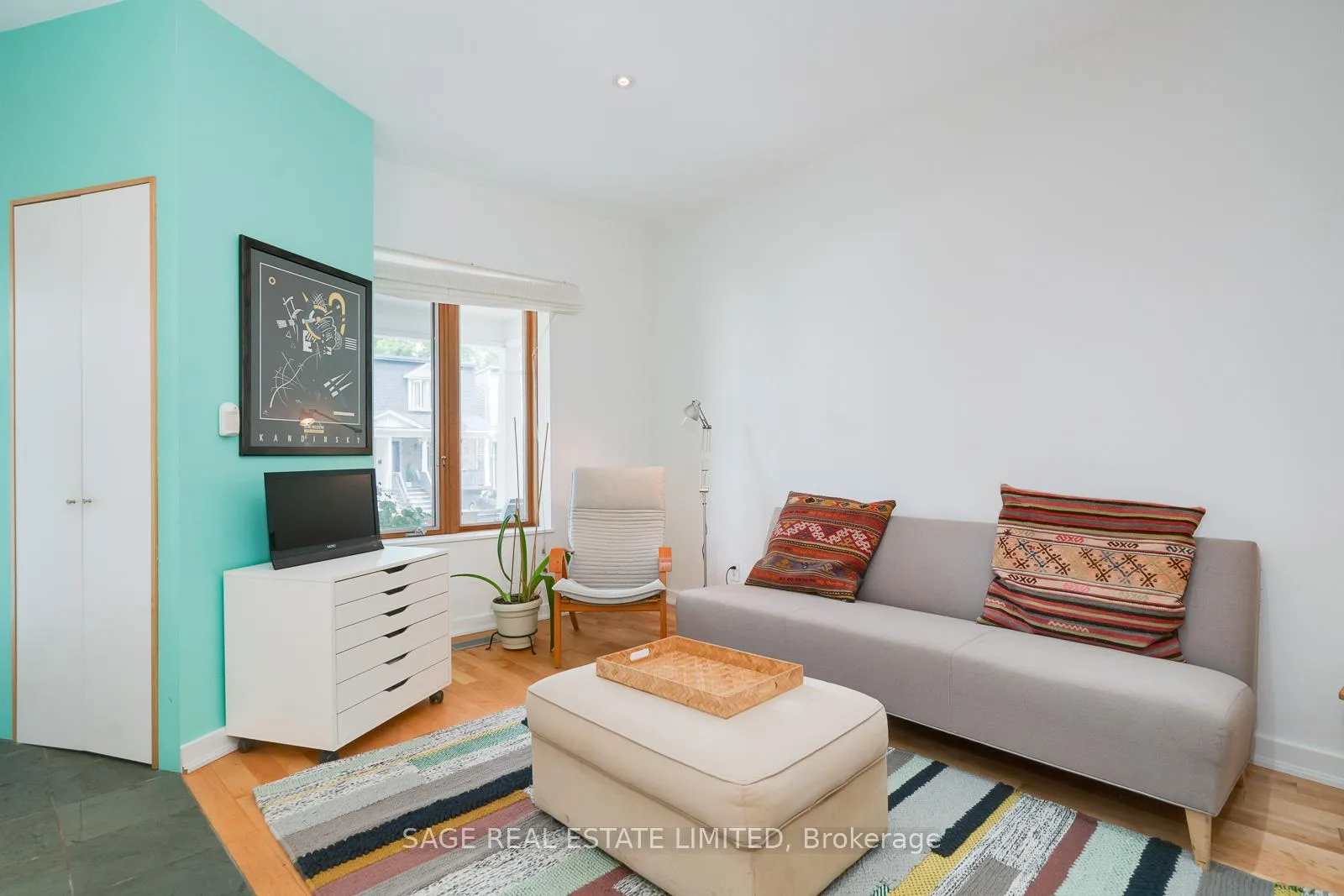 Photo 5 of 119 Withrow Avenue, Toronto, North Riverdale — HOMEH
