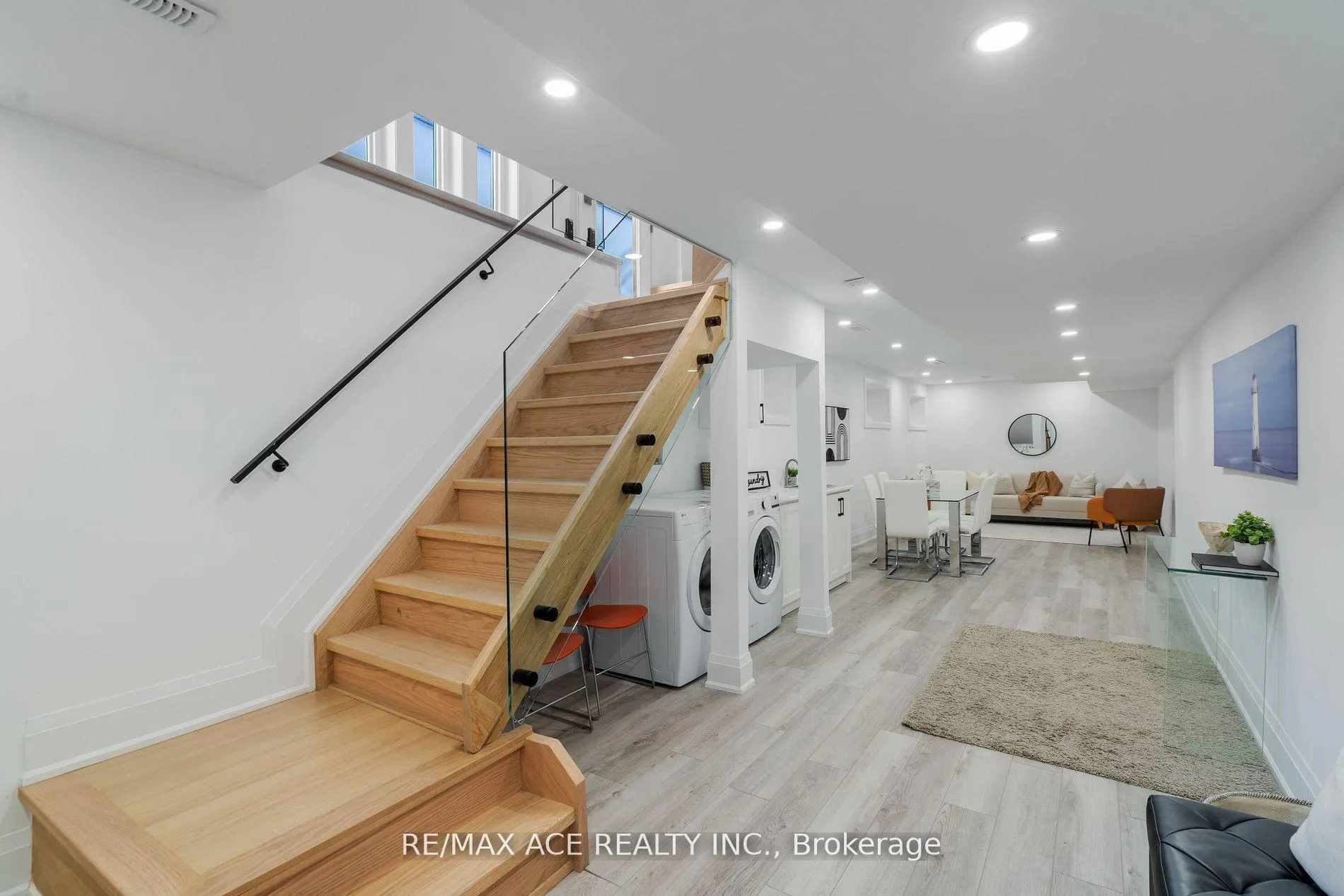 Photo 32 of 153 King Edward Avenue, Toronto, Woodbine-Lumsden — HOMEH
