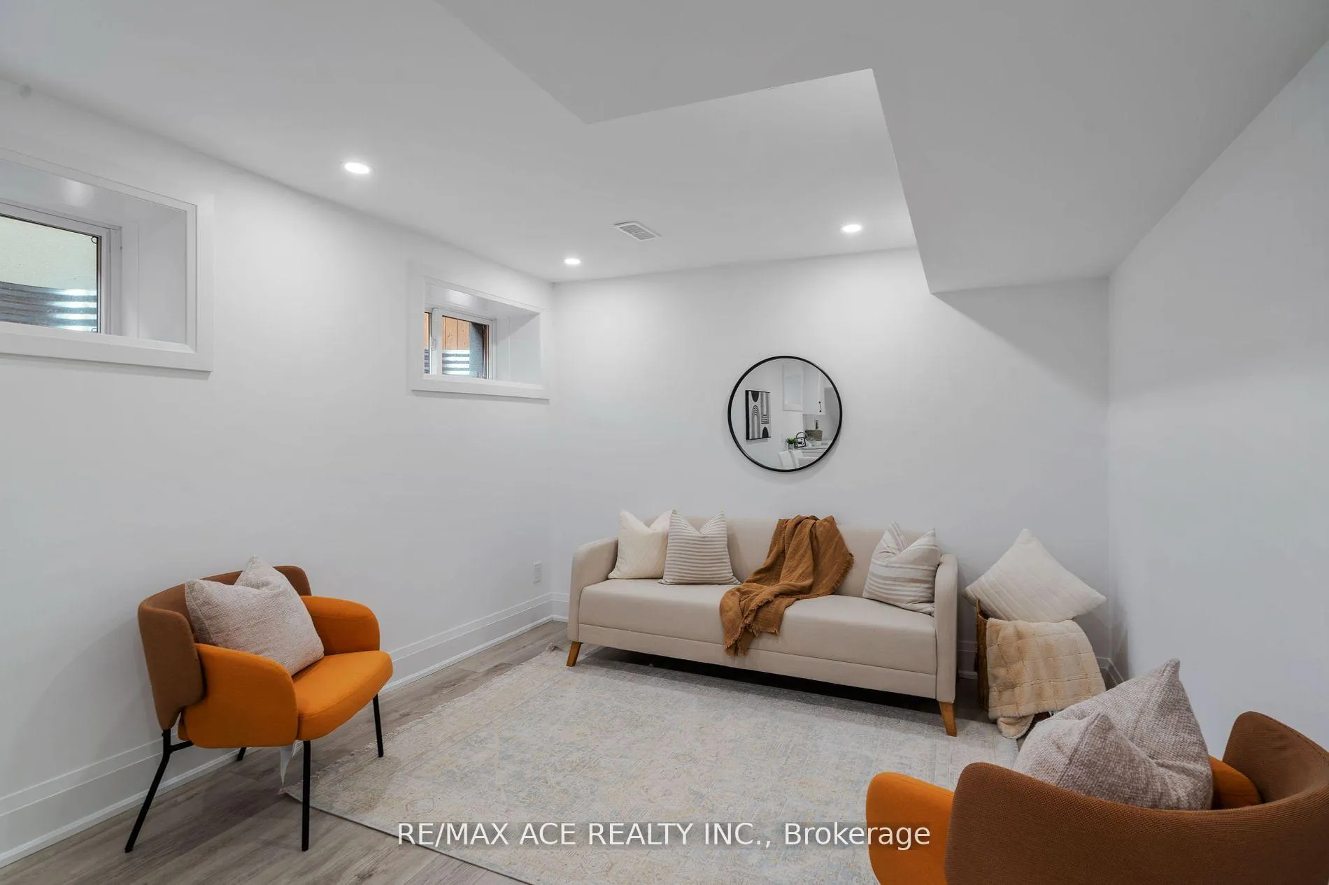 Photo 36 of 153 King Edward Avenue, Toronto, Woodbine-Lumsden — HOMEH