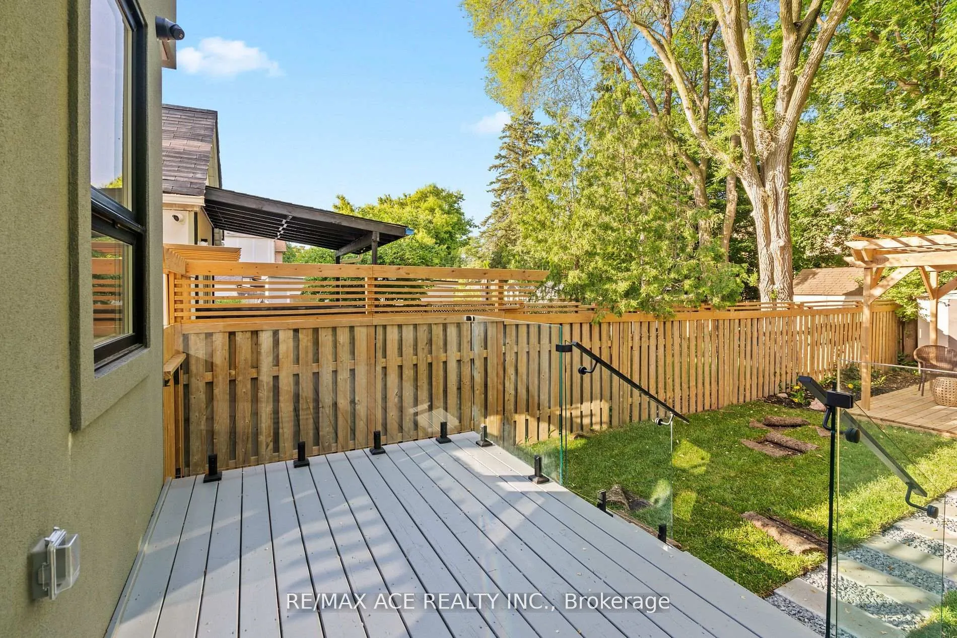 Photo 39 of 153 King Edward Avenue, Toronto, Woodbine-Lumsden — HOMEH