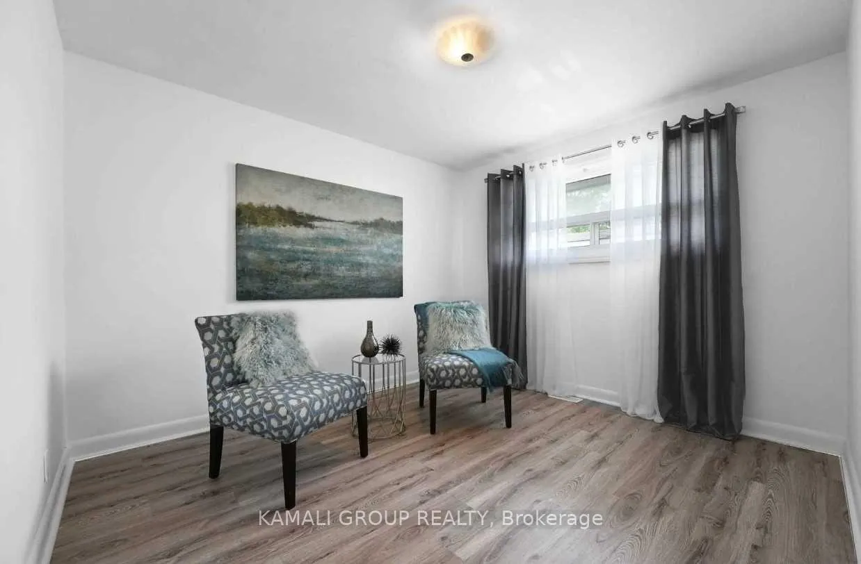Photo 8 of Unit Main, 68 Rosehill Boulevard, Oshawa, McLaughlin — HOMEH
