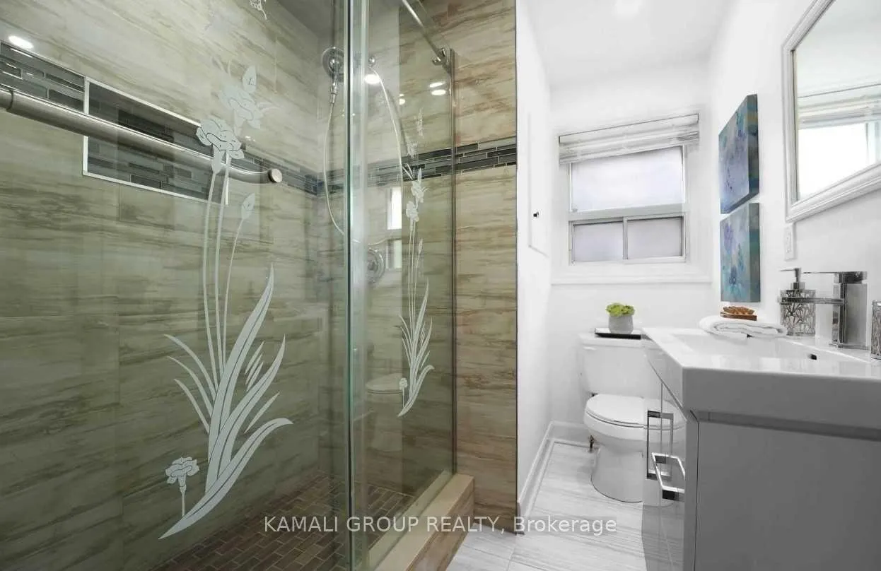 Photo 10 of Unit Main, 68 Rosehill Boulevard, Oshawa, McLaughlin — HOMEH
