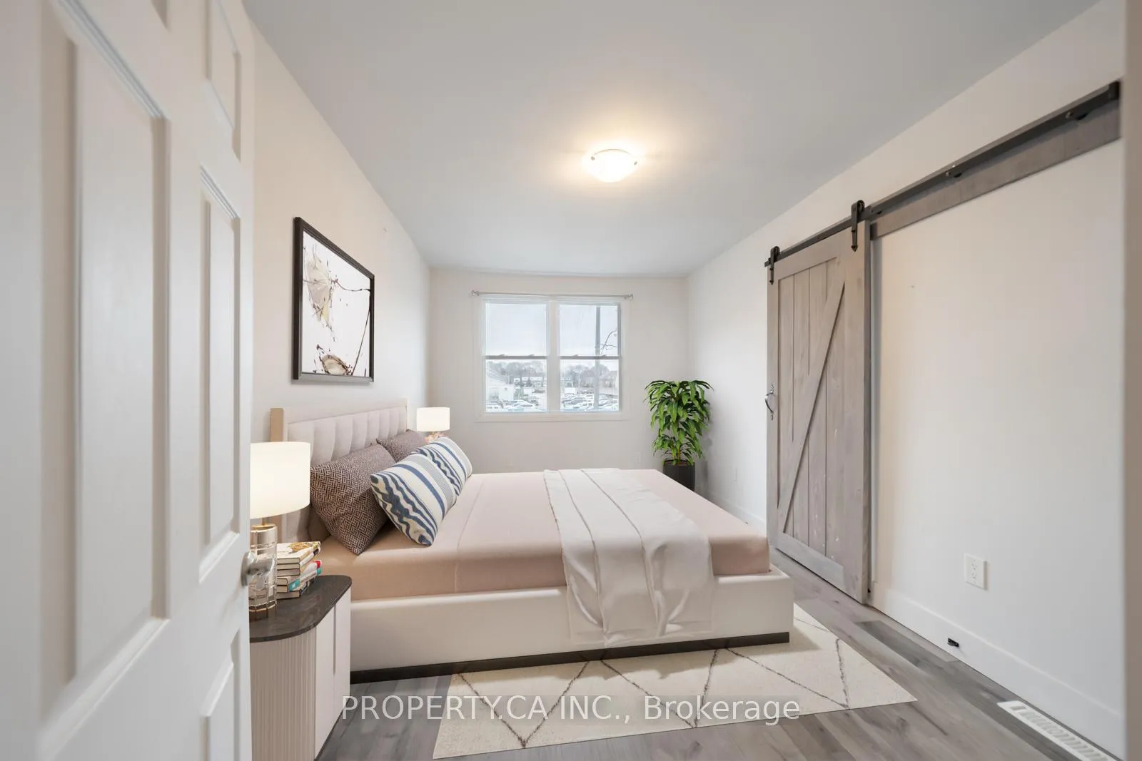 Photo 10 of 680 Coxwell Avenue, Toronto, Greenwood-Coxwell — HOMEH