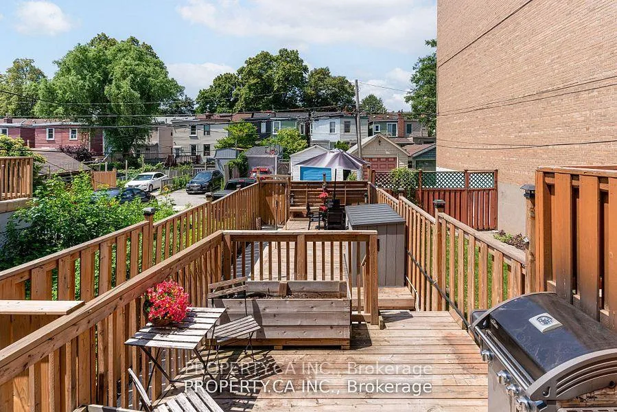 Photo 25 of 680 Coxwell Avenue, Toronto, Greenwood-Coxwell — HOMEH
