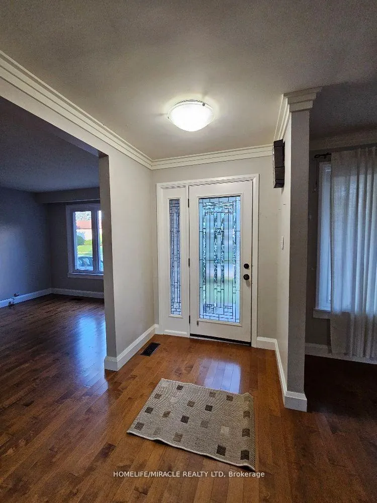 Photo 6 of Unit Main, 37 Harland Crescent, Ajax, South East — HOMEH