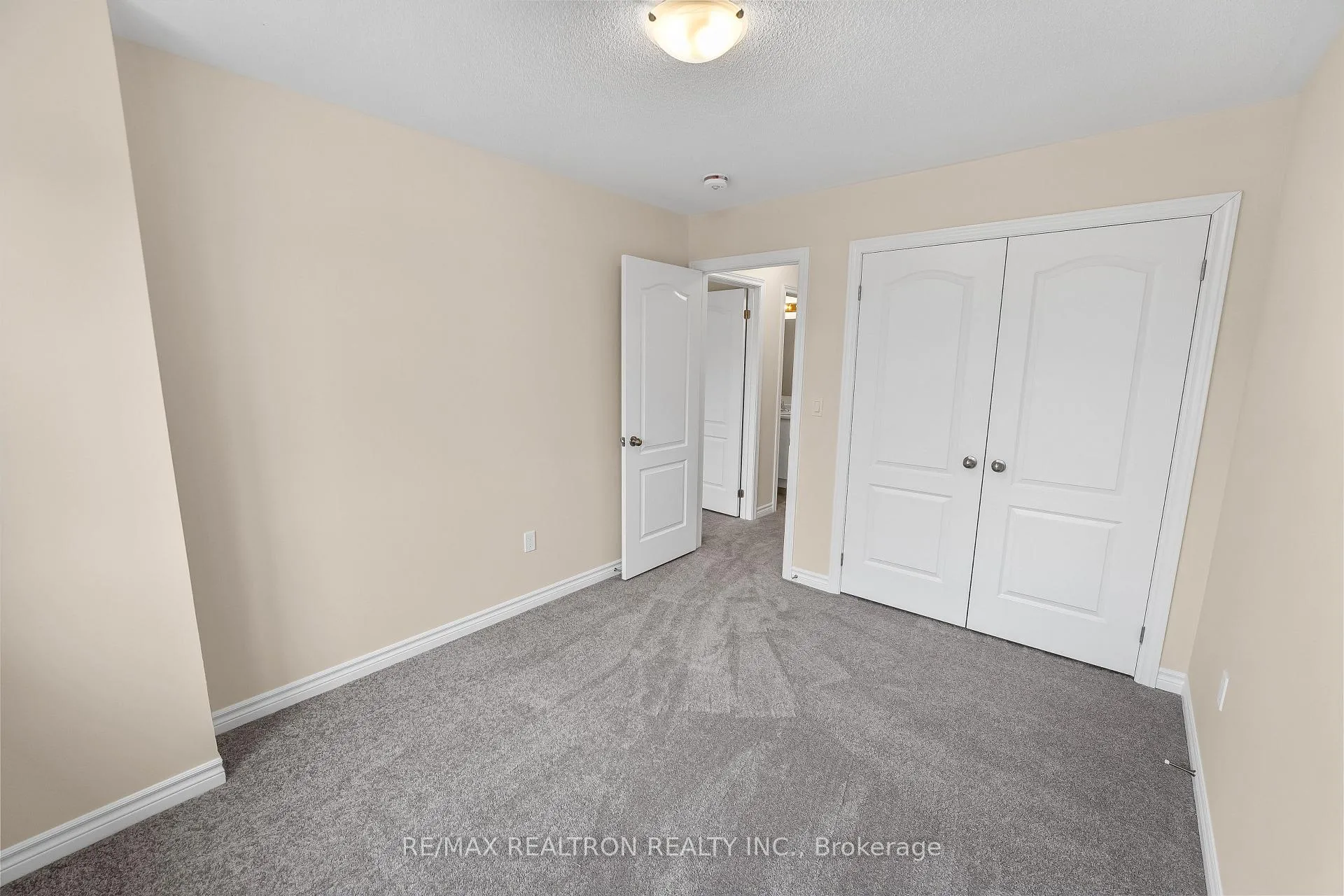 Photo 12 of 29 Raines Road, Scugog, Port Perry — HOMEH