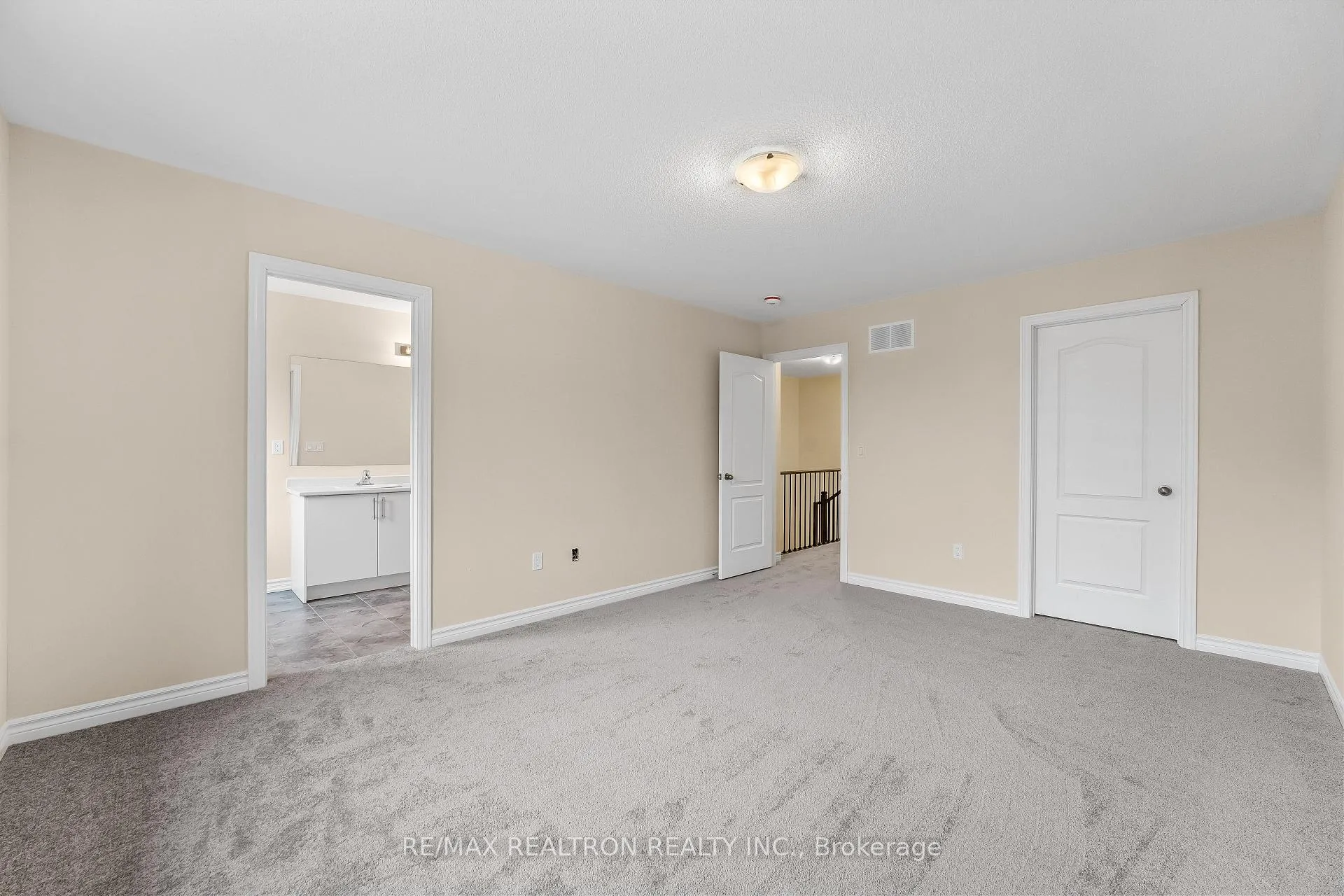 Photo 14 of 29 Raines Road, Scugog, Port Perry — HOMEH