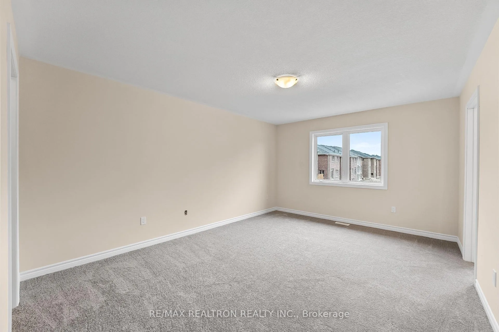 Photo 15 of 29 Raines Road, Scugog, Port Perry — HOMEH