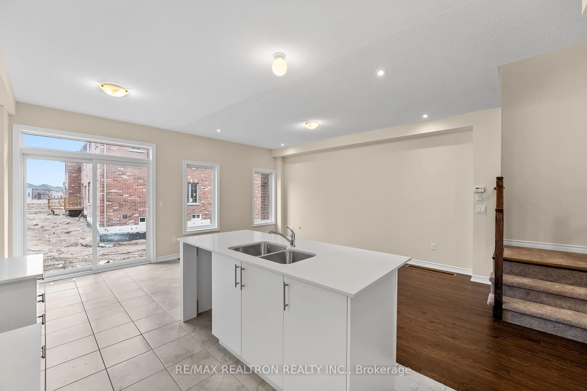 Photo 21 of 29 Raines Road, Scugog, Port Perry — HOMEH