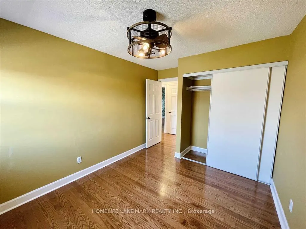Photo 10 of Unit Upper, 835 Grandview Street N, Oshawa, Pinecrest — HOMEH