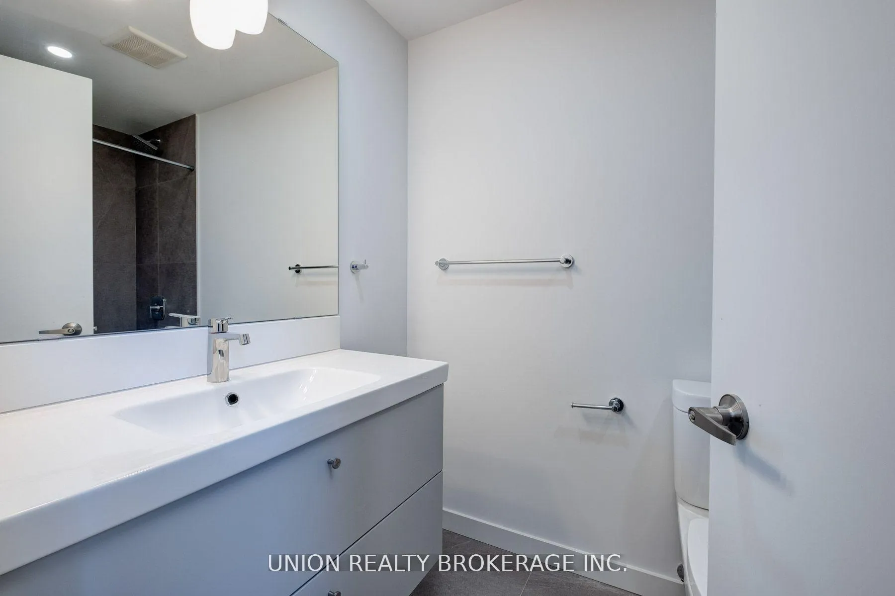 Photo 14 of Unit A, 506 Scarborough Road, Toronto, East End-Danforth — HOMEH