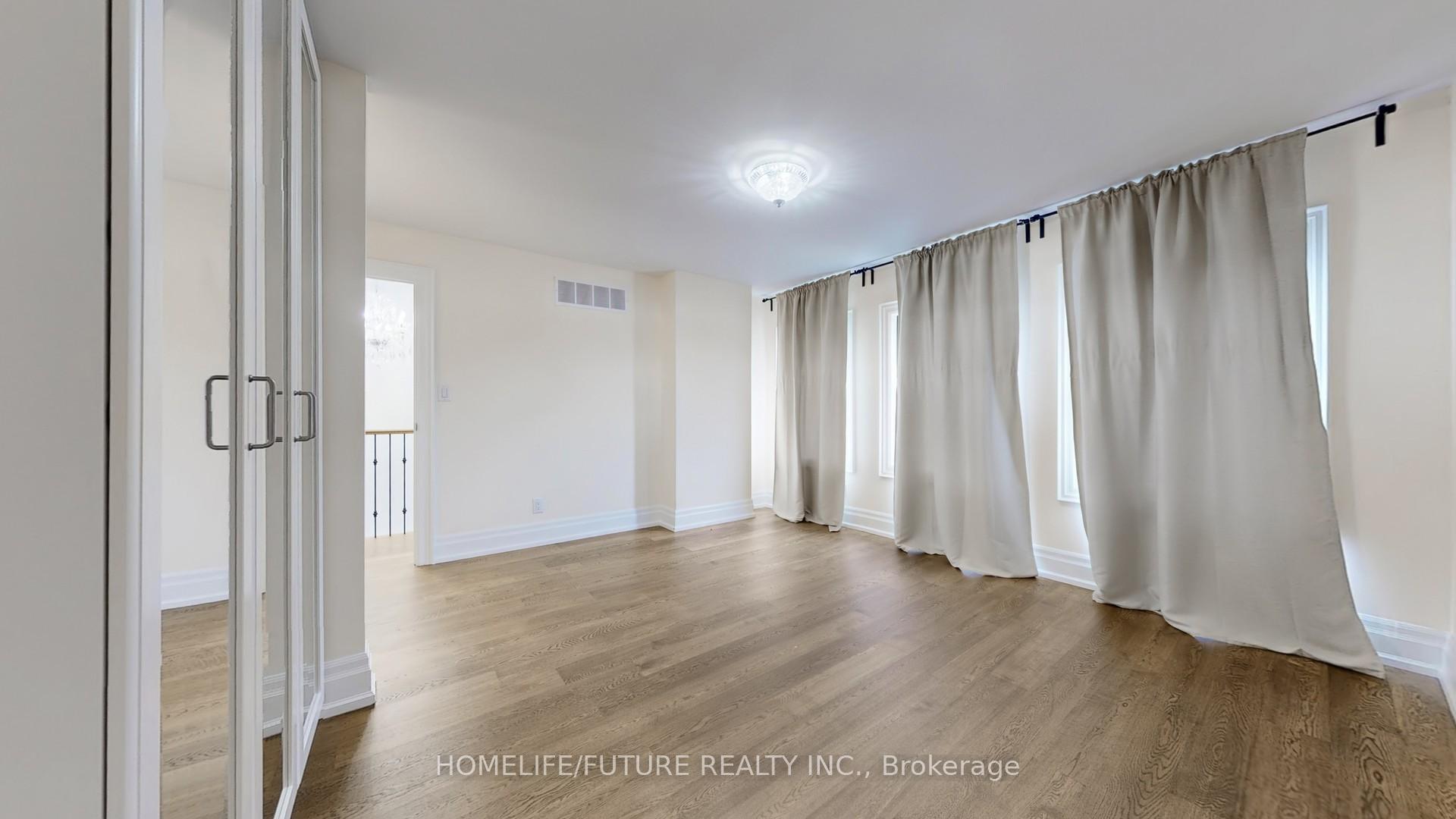 Photo 7 of 60 North Riverdale Drive, Caledon, Inglewood — HOMEH