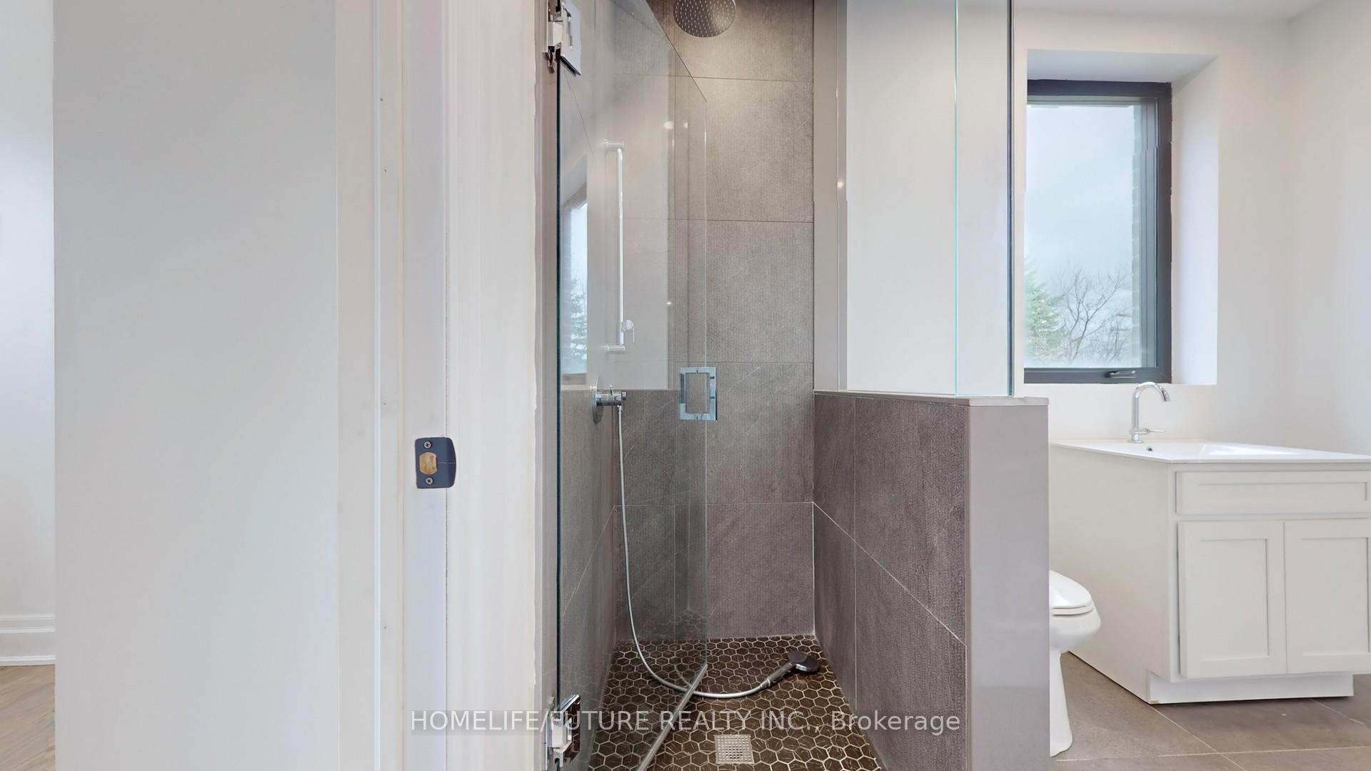 Photo 26 of 60 North Riverdale Drive, Caledon, Inglewood — HOMEH