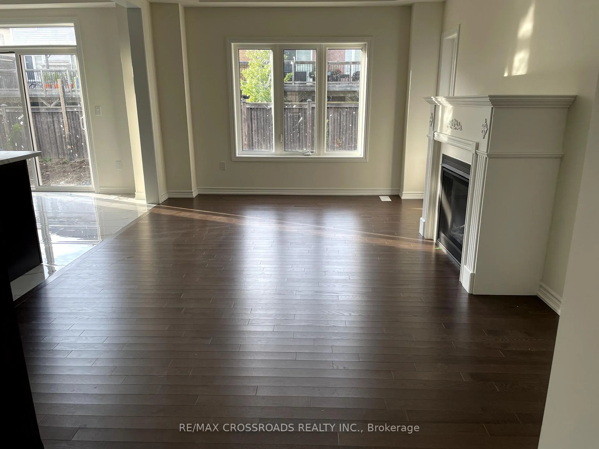 Photo 11 of 38 Jack Potts Way, Clarington, Courtice — HOMEH