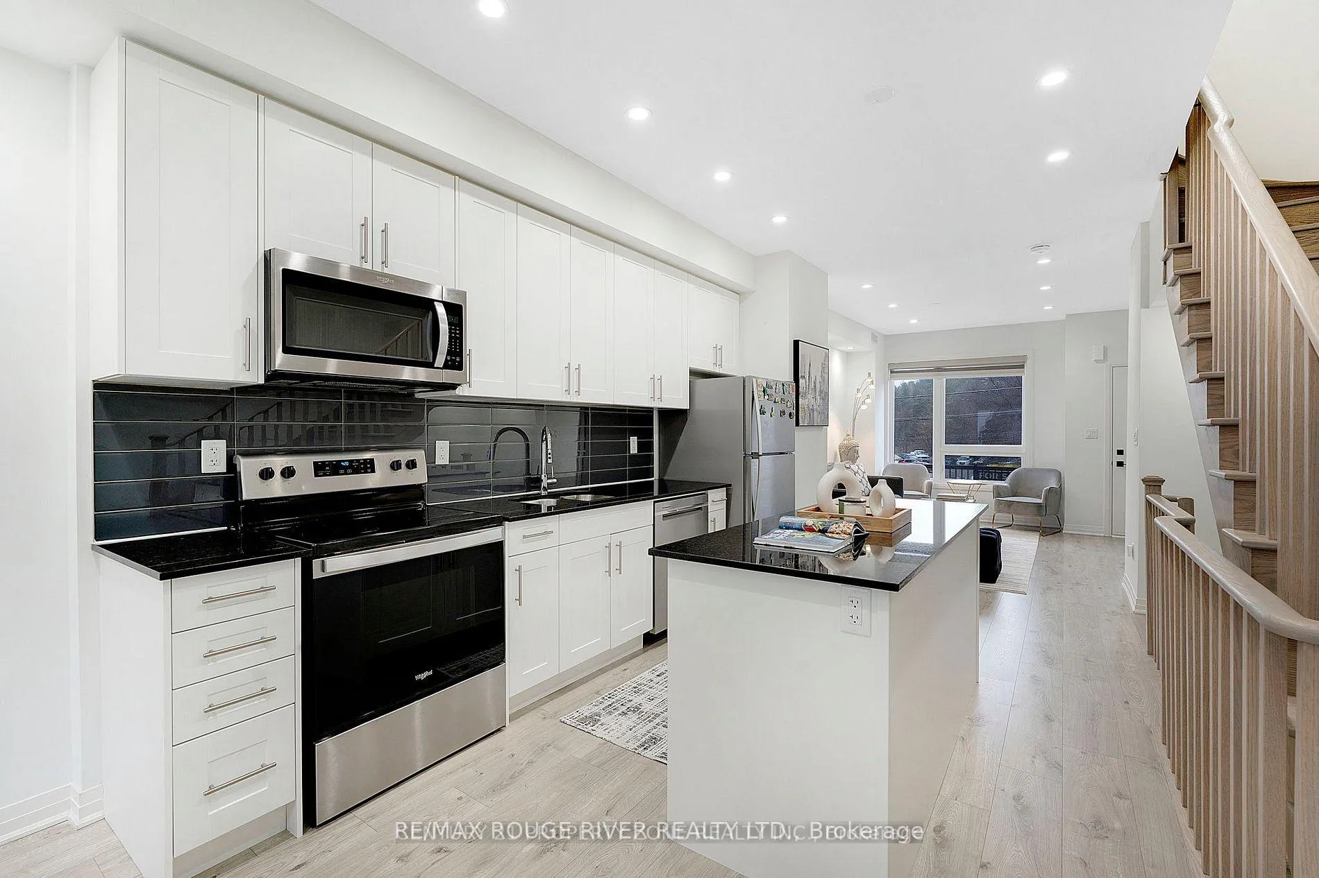 Photo 11 of 1608 Pleasure Valley Path, Oshawa, Samac — HOMEH