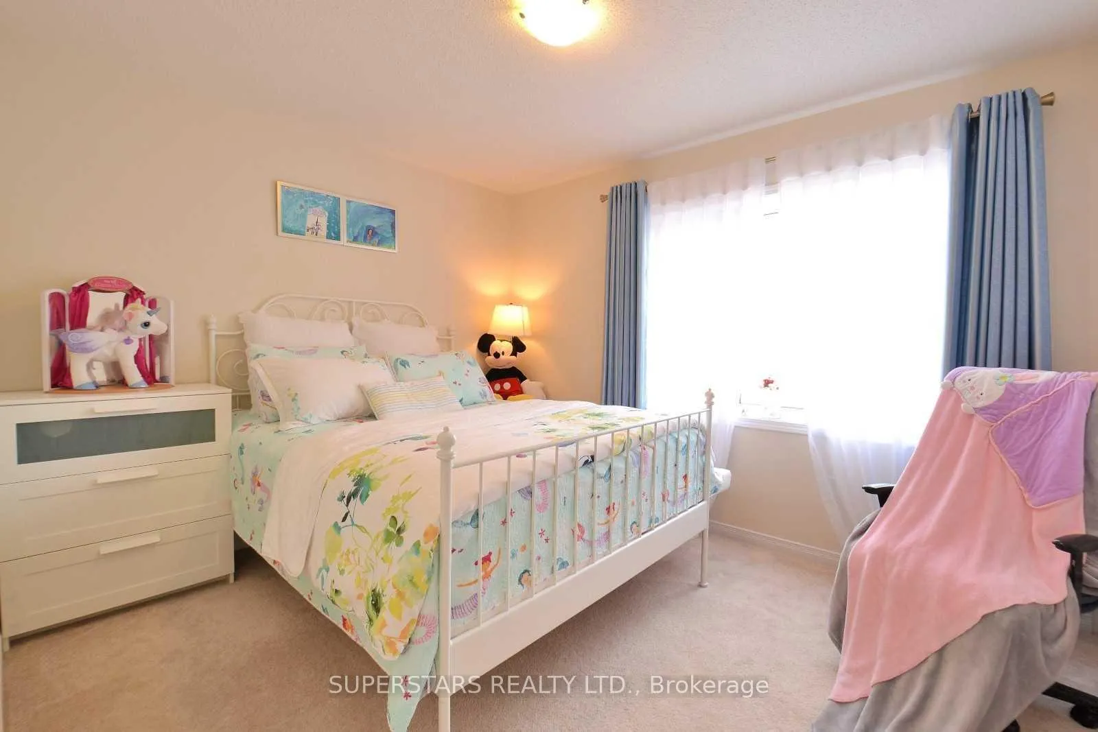 Photo 10 of 54 Abela Lane, Ajax, Central — HOMEH