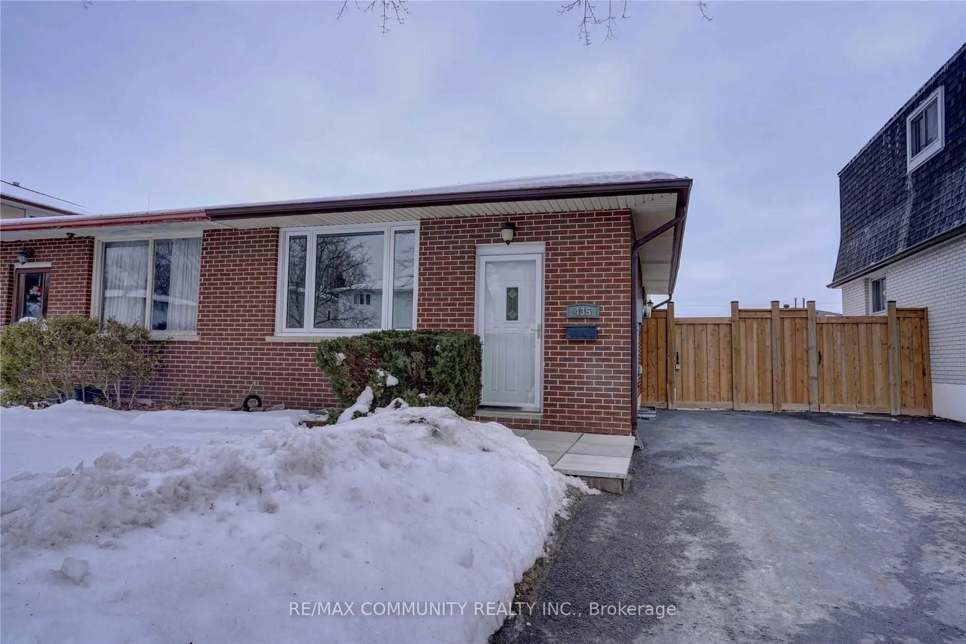 Front of 435 Maplewood Drive