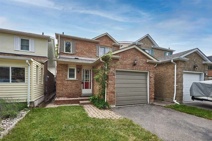 Photo 1 of 32 Greenfield Crescent, Whitby, Blue Grass Meadows — HOMEH
