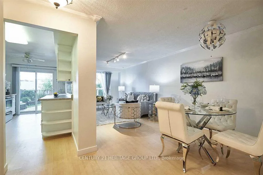 Photo 6 of 32 Greenfield Crescent, Whitby, Blue Grass Meadows — HOMEH