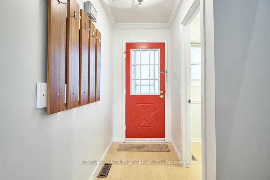Photo 12 of 32 Greenfield Crescent, Whitby, Blue Grass Meadows — HOMEH
