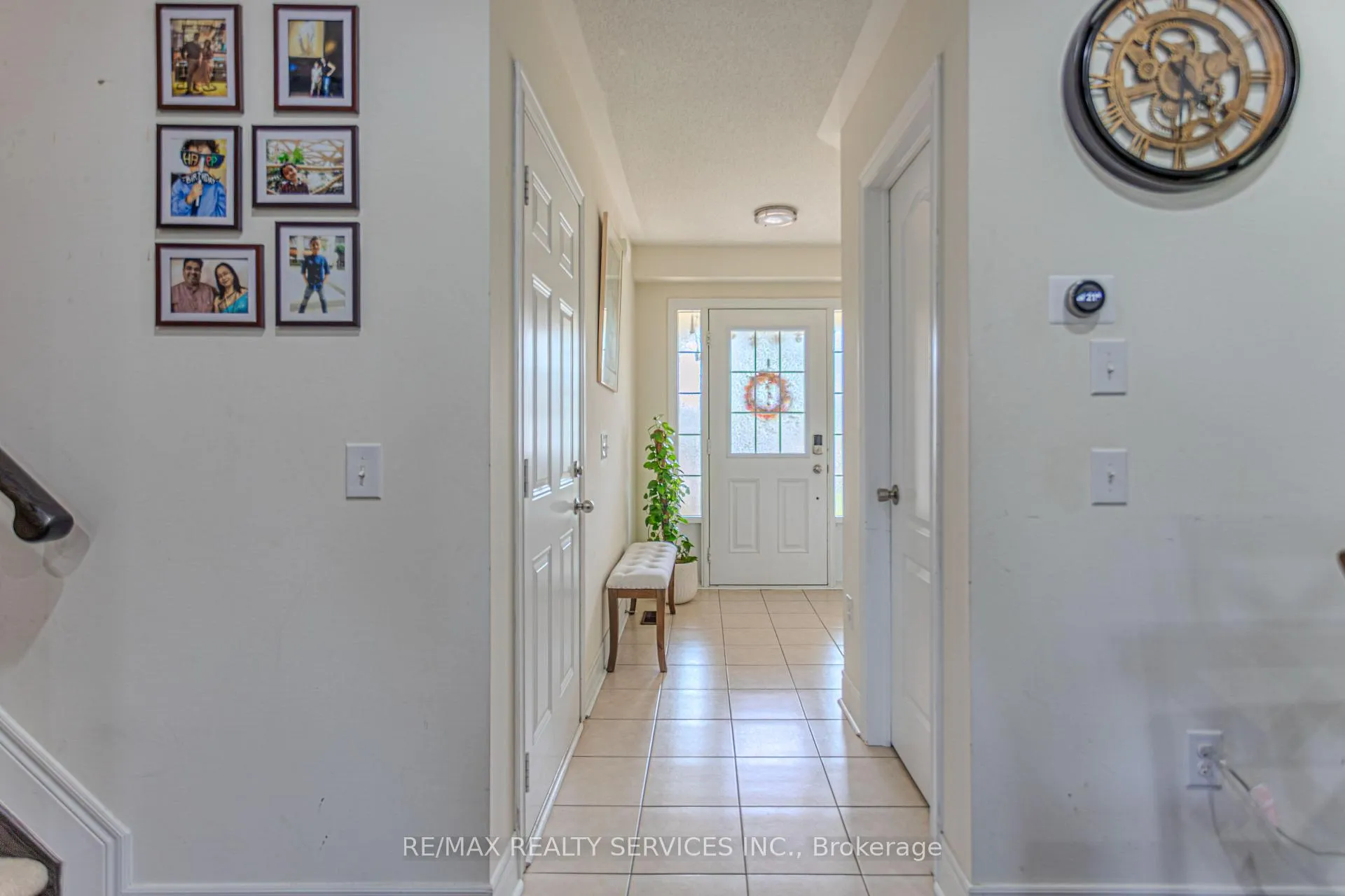 Photo 7 of 129 Dewell Crescent, Clarington, Courtice — HOMEH