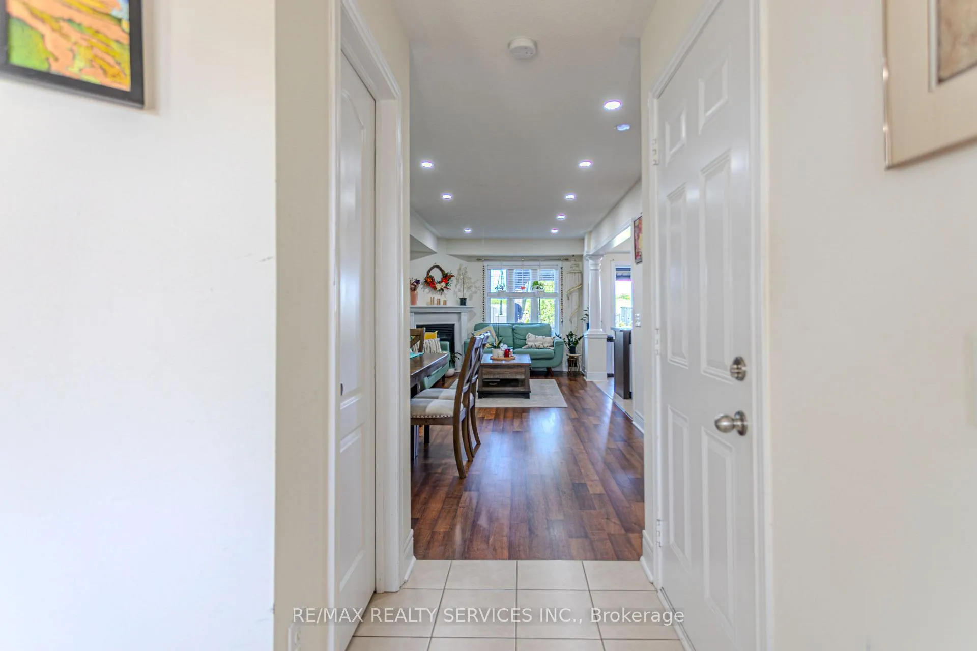 Photo 14 of 129 Dewell Crescent, Clarington, Courtice — HOMEH