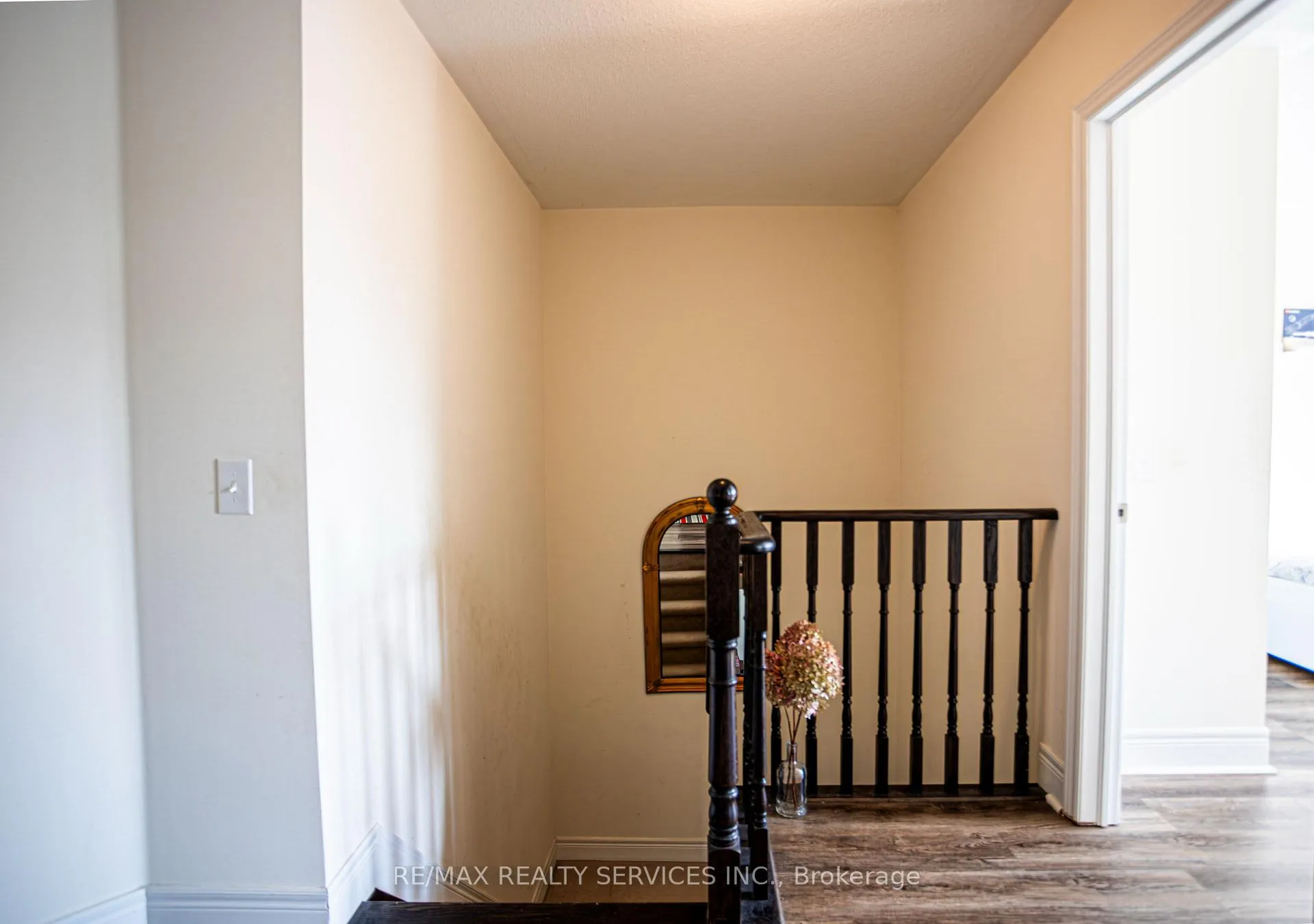 Photo 23 of 129 Dewell Crescent, Clarington, Courtice — HOMEH