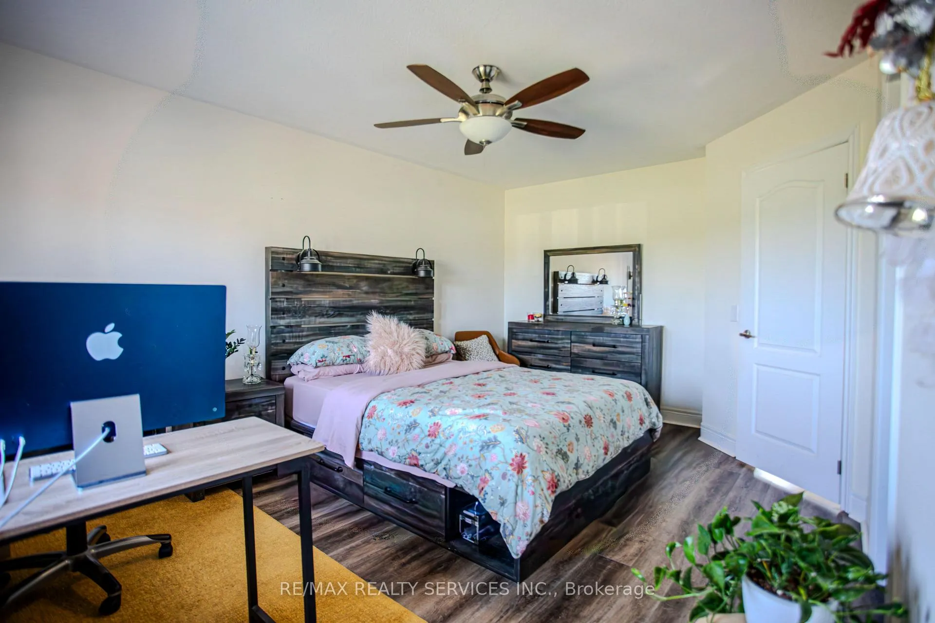 Photo 27 of 129 Dewell Crescent, Clarington, Courtice — HOMEH
