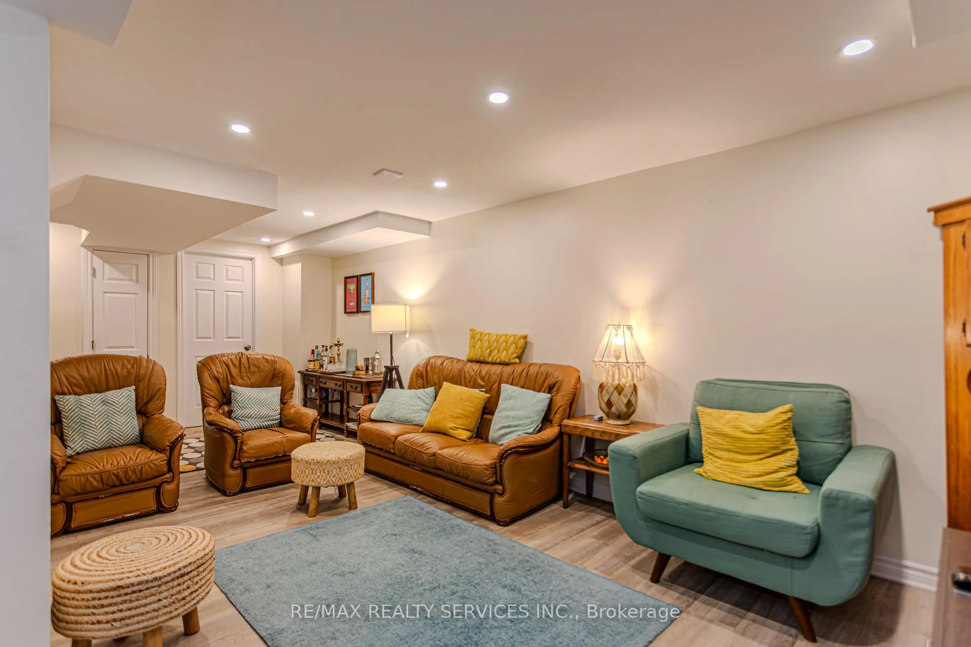 Photo 41 of 129 Dewell Crescent, Clarington, Courtice — HOMEH