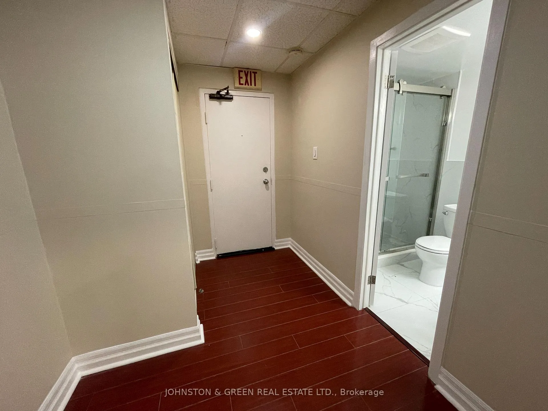Photo 5 of 1054 Coxwell Avenue, Toronto, East York — HOMEH