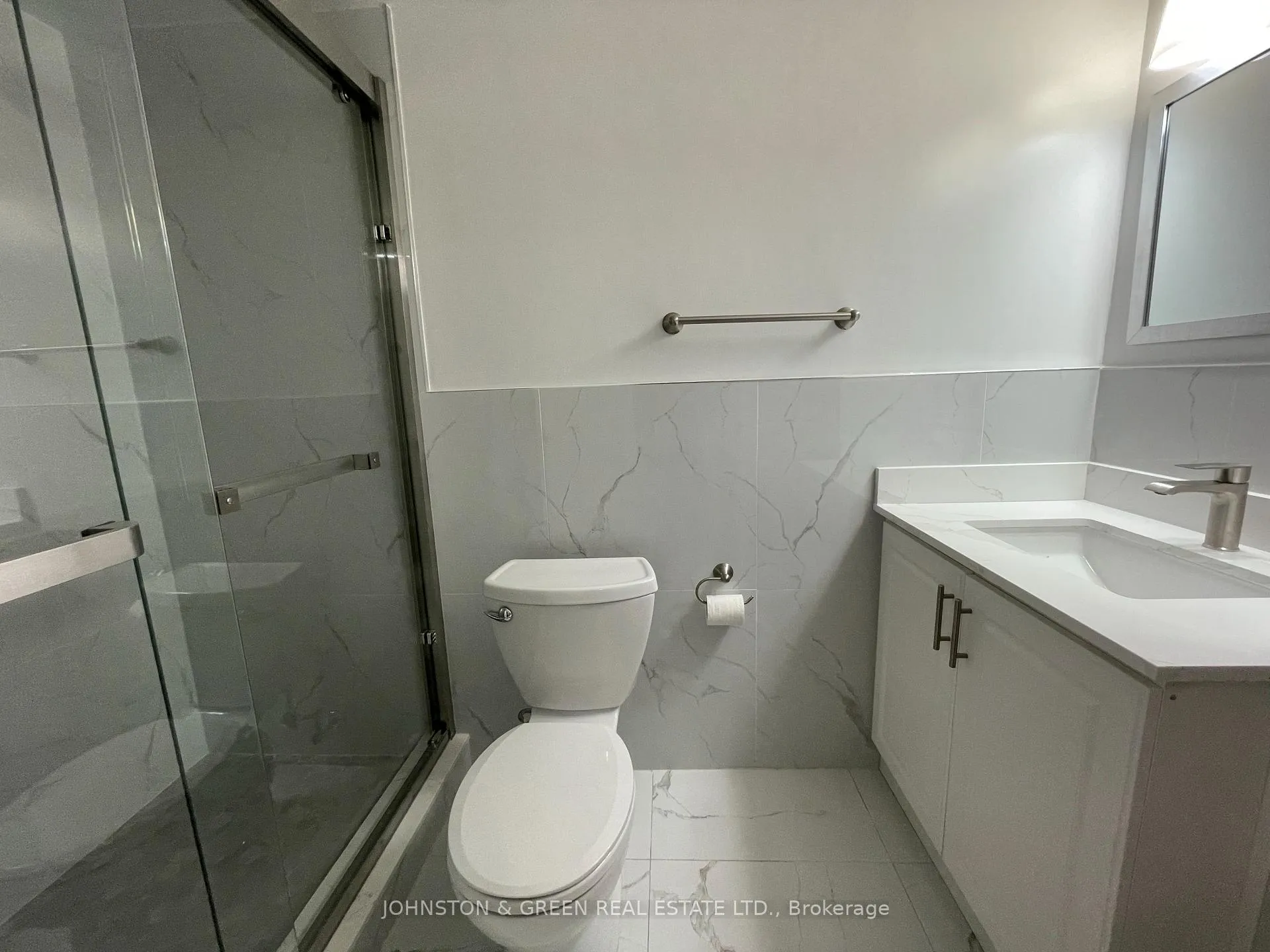 Photo 6 of 1054 Coxwell Avenue, Toronto, East York — HOMEH