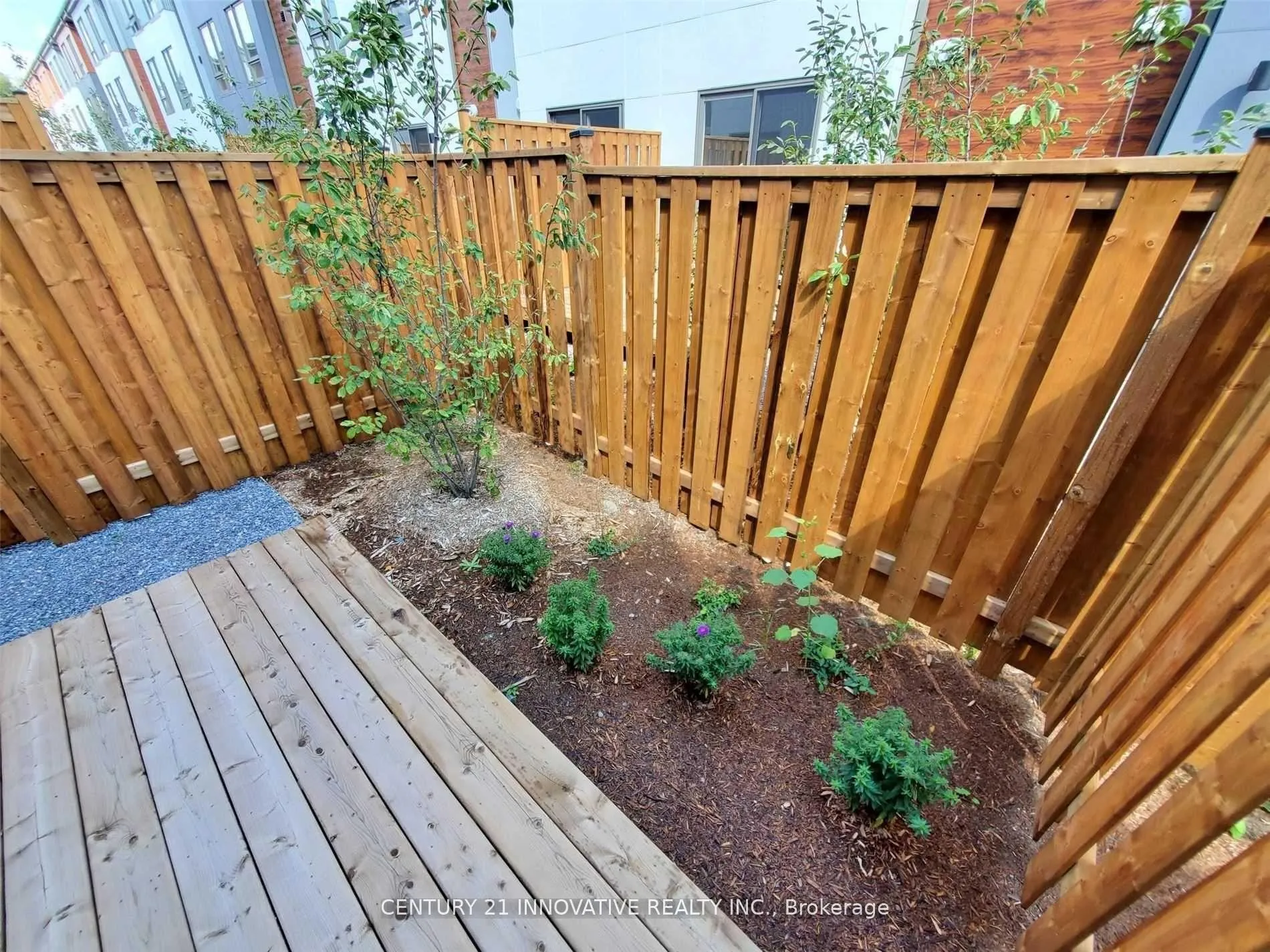 Photo 9 of 1609 Pleasure Valley Path, Oshawa, Samac — HOMEH