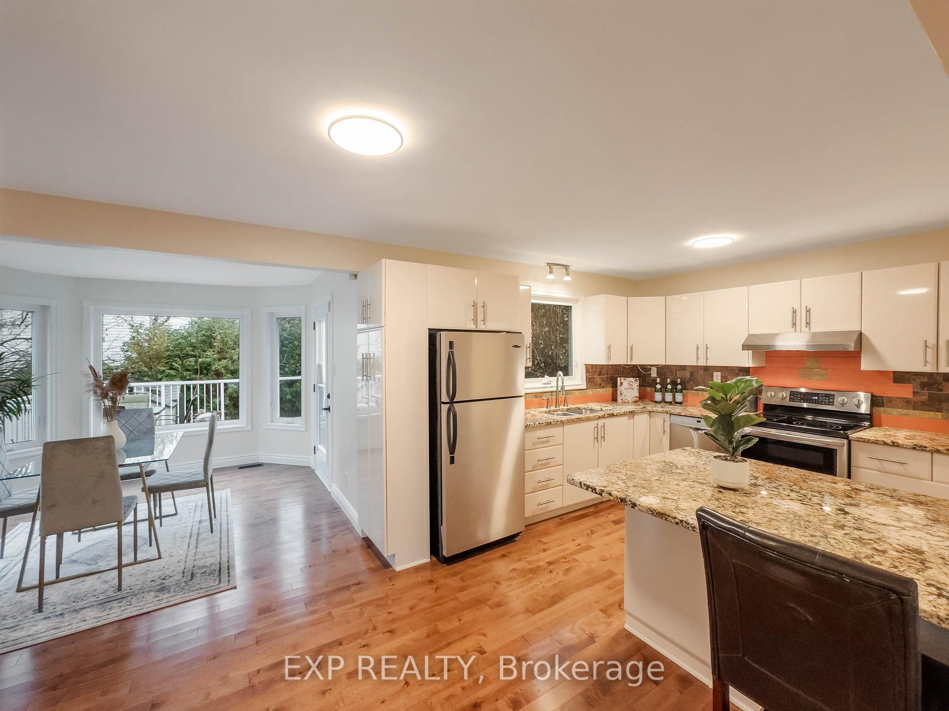 Photo 6 of 3732 Alderwood Street, Ottawa, Emerald Woods/Sawmill Creek — HOMEH