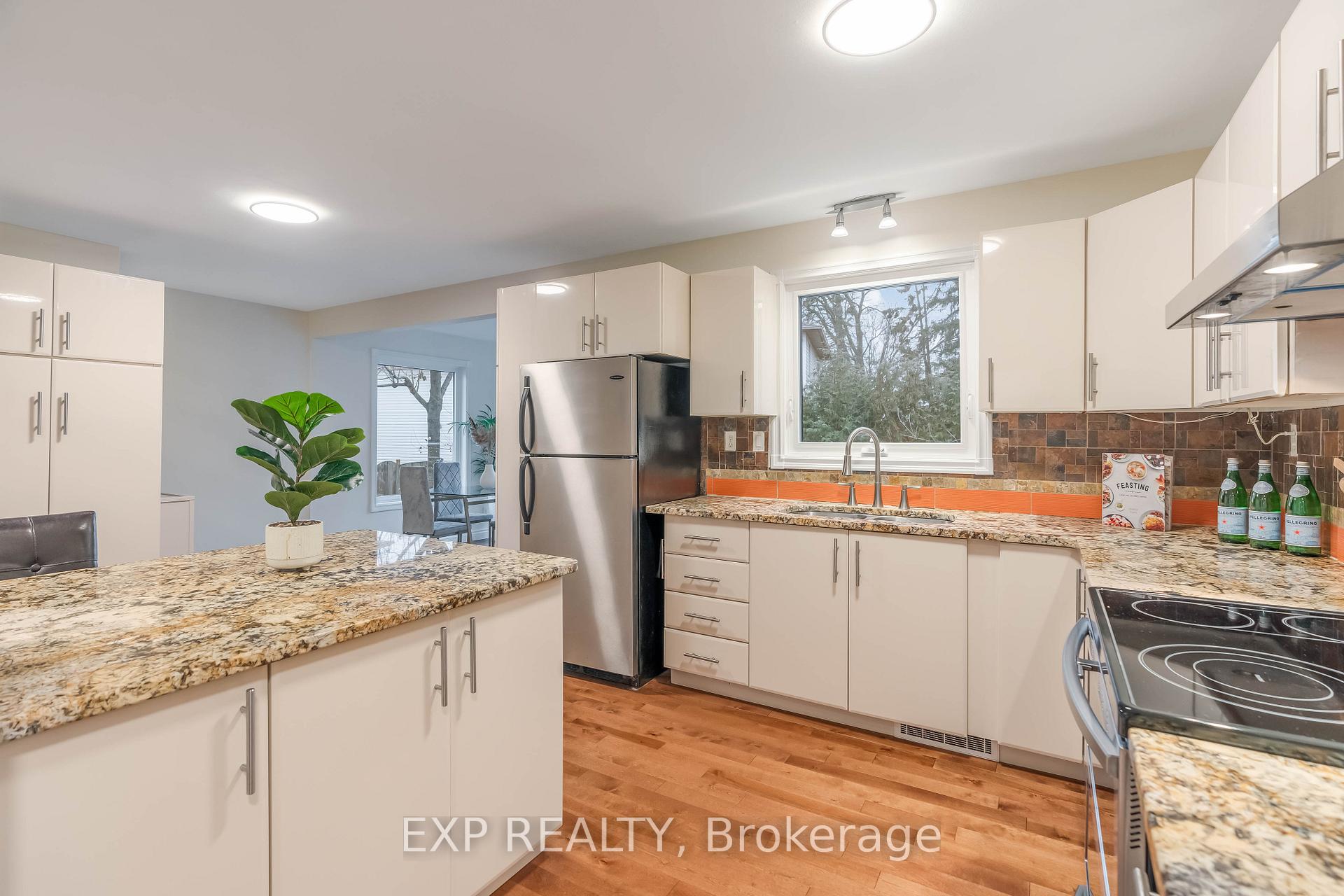 Photo 12 of 3732 Alderwood Street, Ottawa, Emerald Woods/Sawmill Creek — HOMEH