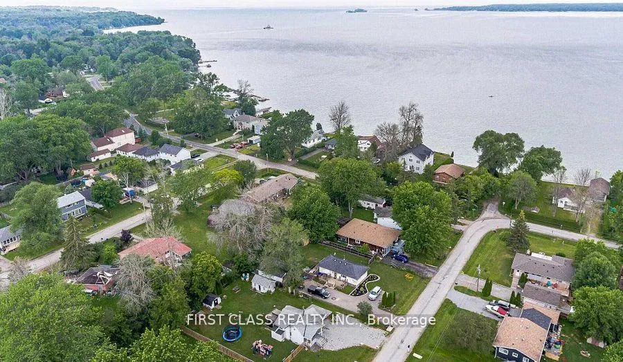 Photo 14 of 120 Sunset Beach Road, Georgina, Virginia — HOMEH