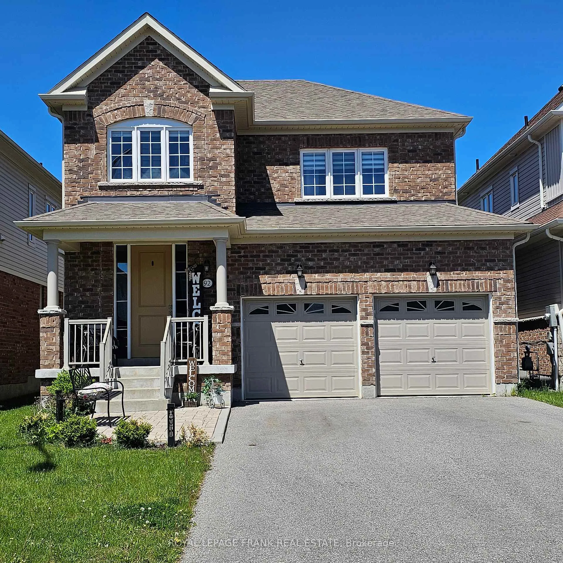 Photo 2 of 92 Fred Jackman Avenue S, Clarington, Bowmanville — HOMEH