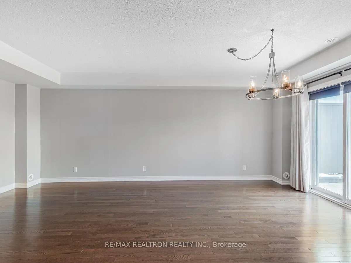 Photo 8 of 39 Great Gabe Crescent, Oshawa, Windfields — HOMEH