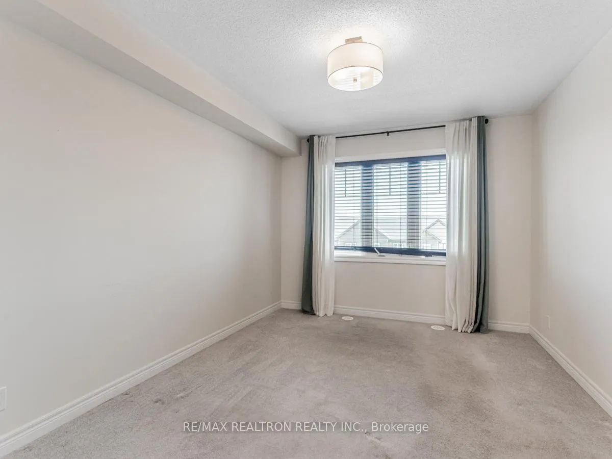 Photo 17 of 39 Great Gabe Crescent, Oshawa, Windfields — HOMEH