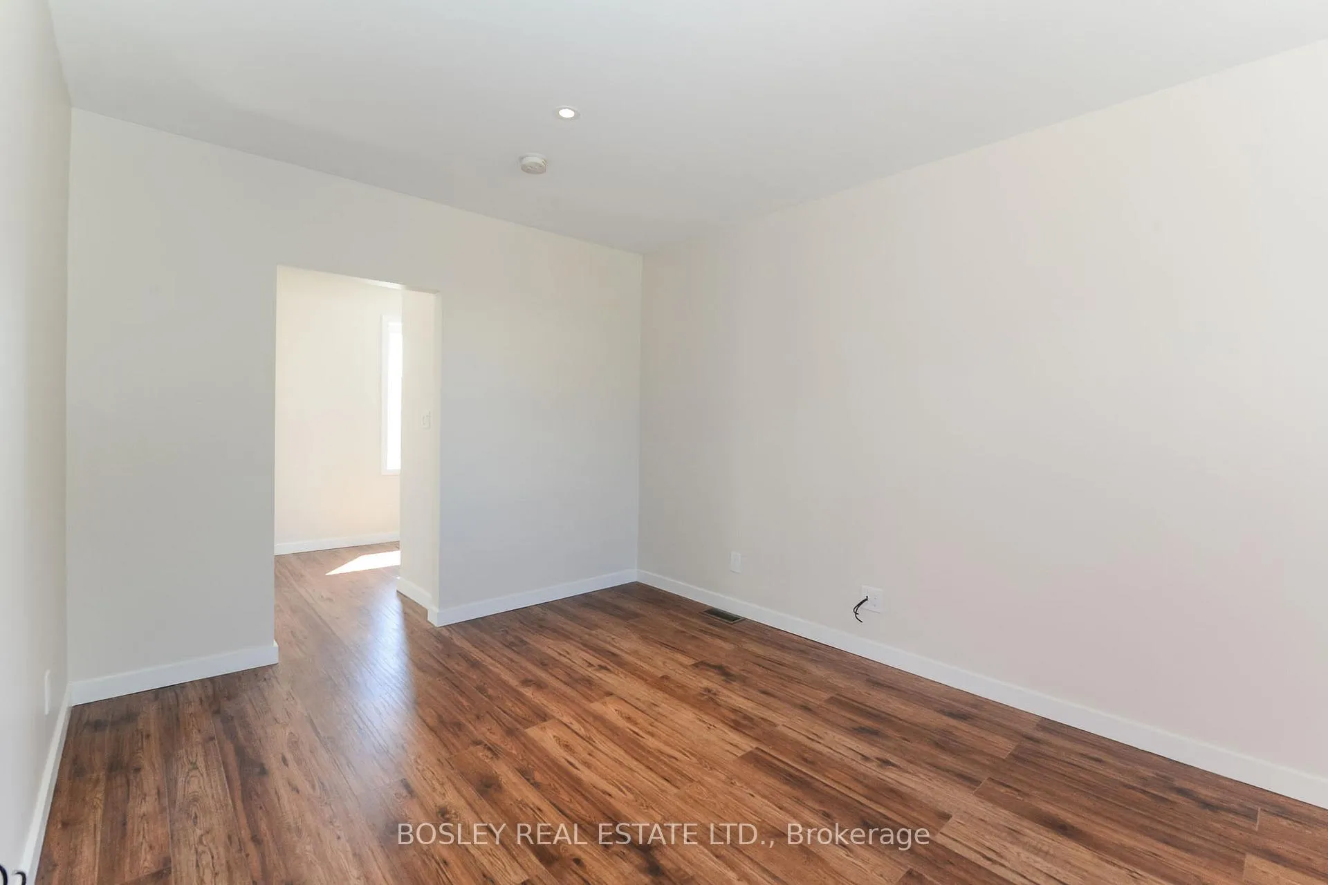 Photo 10 of Unit Upper, 228 Jones Avenue, Toronto, South Riverdale — HOMEH
