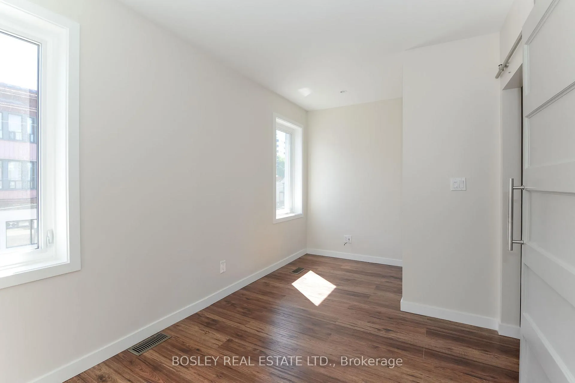 Photo 11 of Unit Upper, 228 Jones Avenue, Toronto, South Riverdale — HOMEH