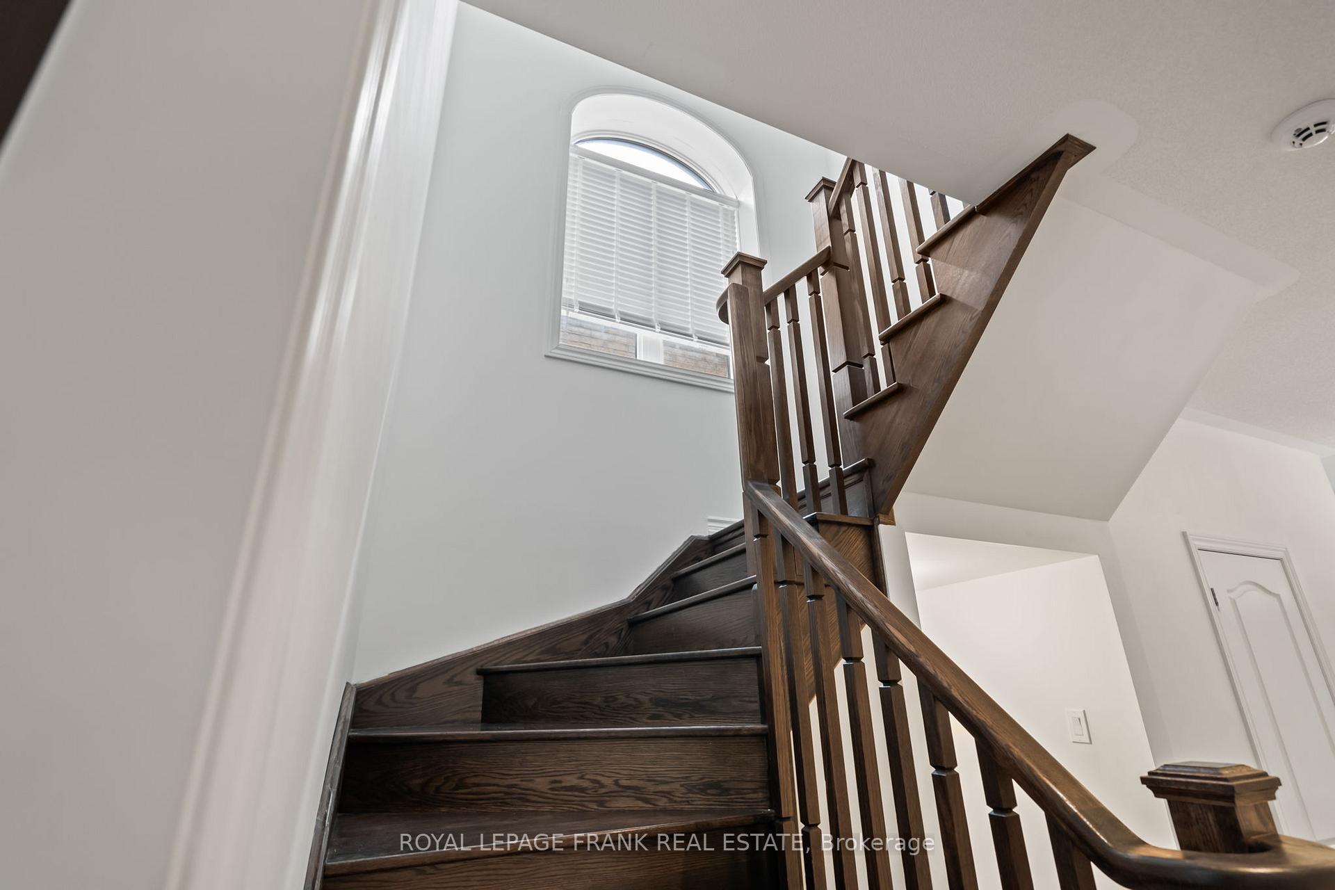 Photo 16 of 62 Terry Crescent, Clarington, Bowmanville — HOMEH