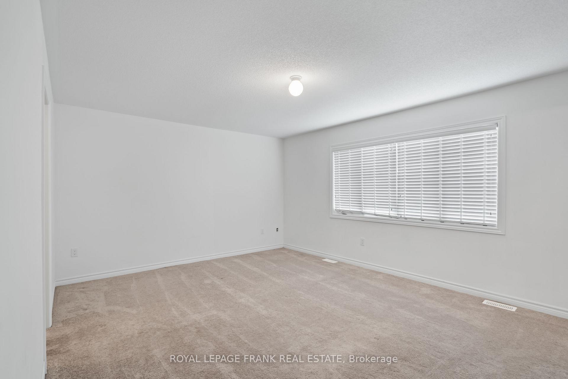 Photo 18 of 62 Terry Crescent, Clarington, Bowmanville — HOMEH